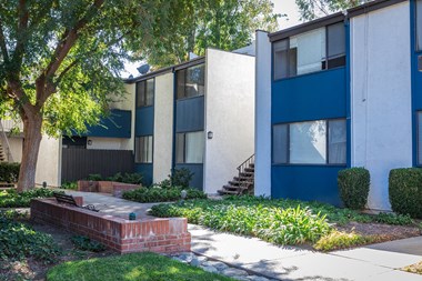 516 S Indian Hill Blvd 1-2 Beds Apartment for Rent Photo Gallery 1
